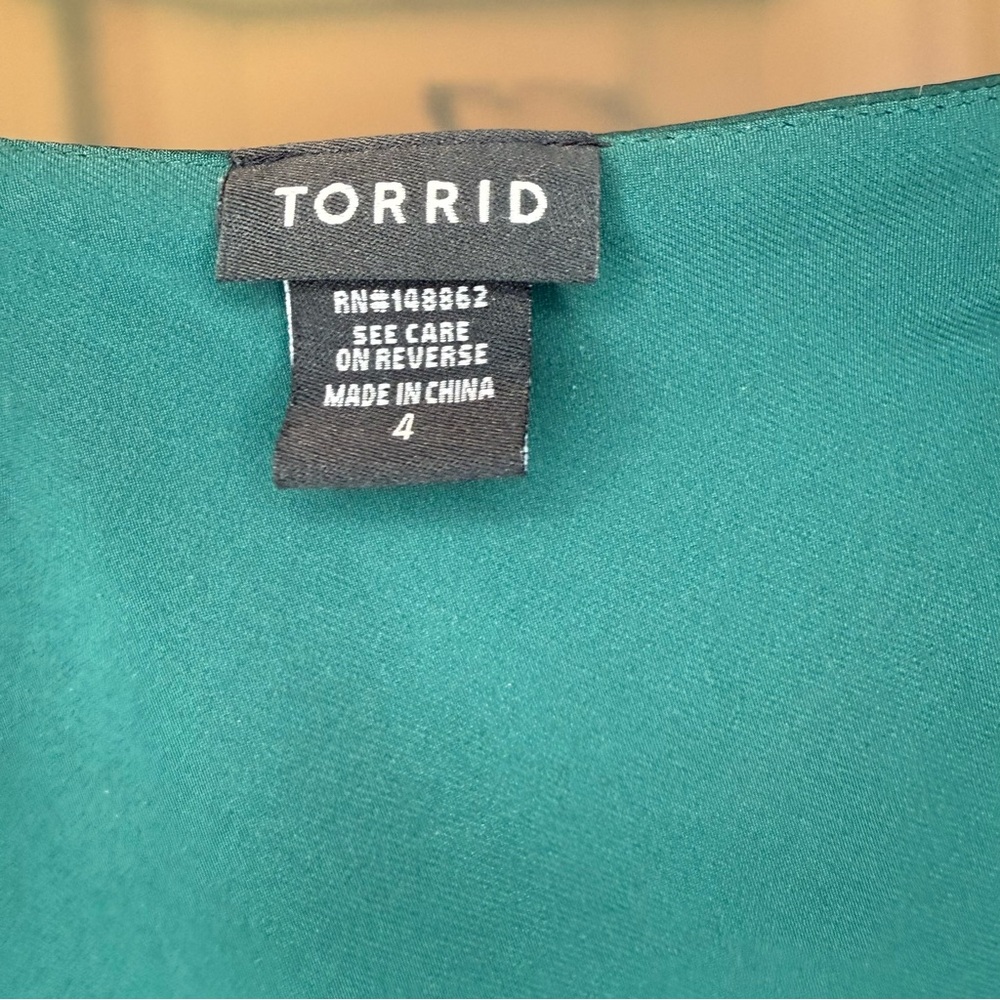Torrid size 4 Teal Sophie Chiffon Swing Cami - Picture 2 of 5